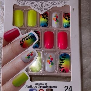 Kiss nails
